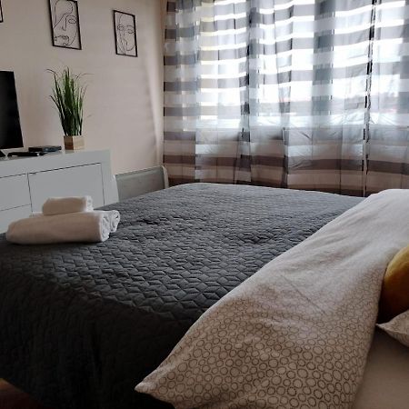 Nexus Center Appartement Miercurea Ciuc Buitenkant foto