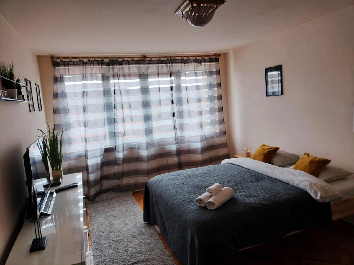 Nexus Center Appartement Miercurea Ciuc Buitenkant foto